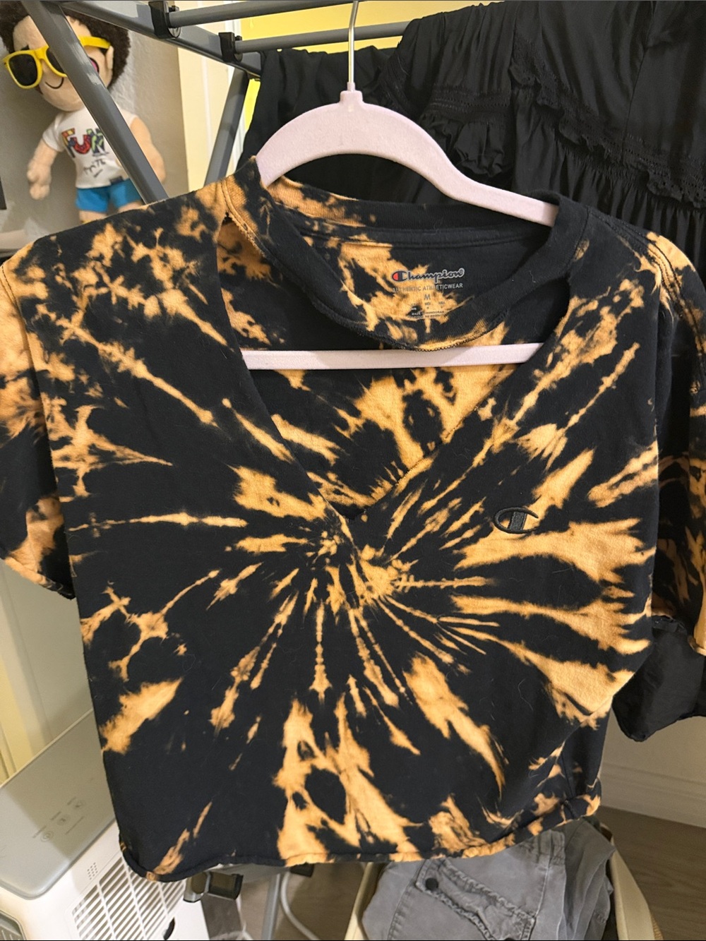 Champion tie dye v neck shirt